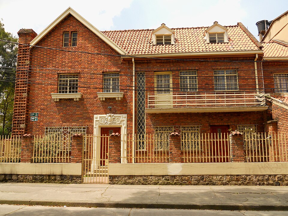 Casa victoriana - Dónde alojarse en Teusaquillo: mejores zonas