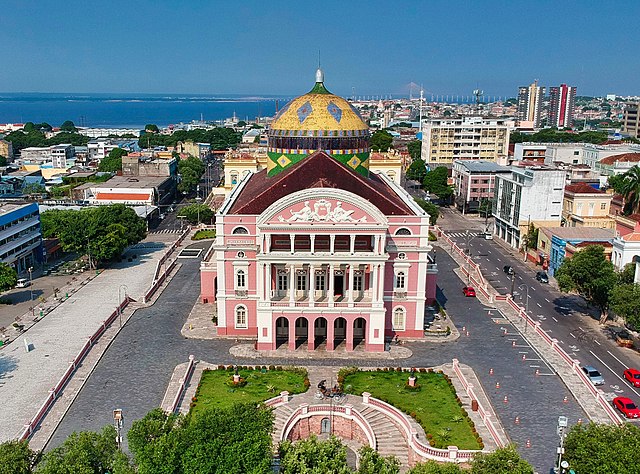 Teatro Amazonas - ¿Dónde hospedarse en Manaos? Las mejores zonas