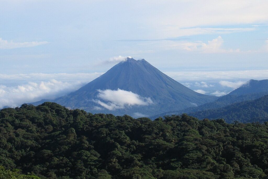 Cuál es la mejor zona para alojarse en La Fortuna